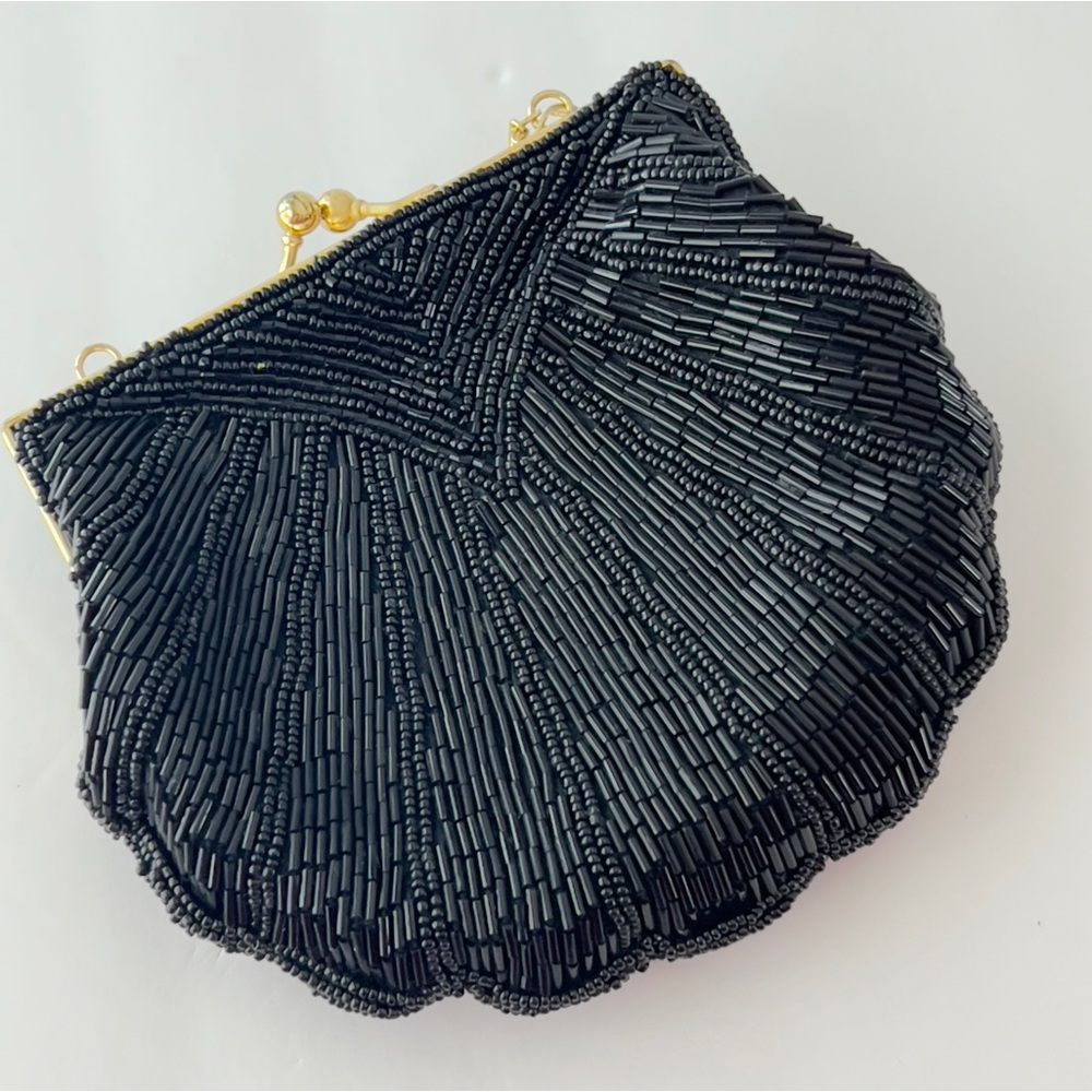 La Regale Black Beaded Shell Convertible Clutch/Purse with gold hardware vintage